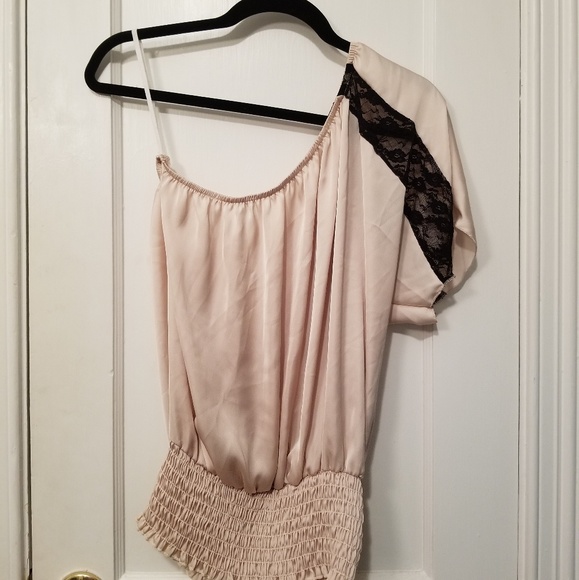 Cream, one shoulder top - Picture 2 of 5